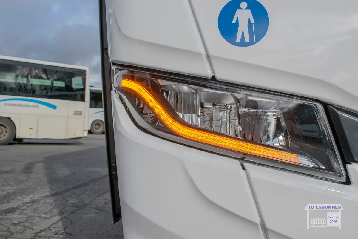 130 - IVECO Crossway 10m NF