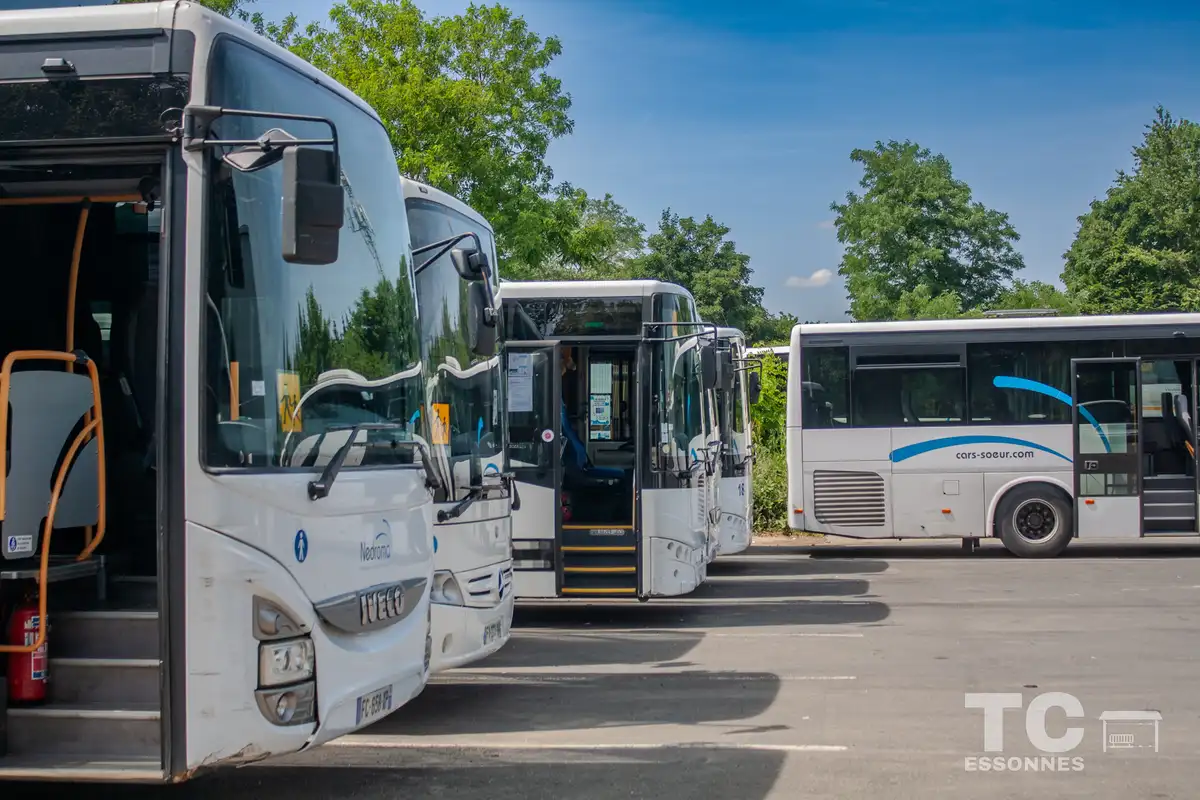 Disposition des autocars - Cars Soeur