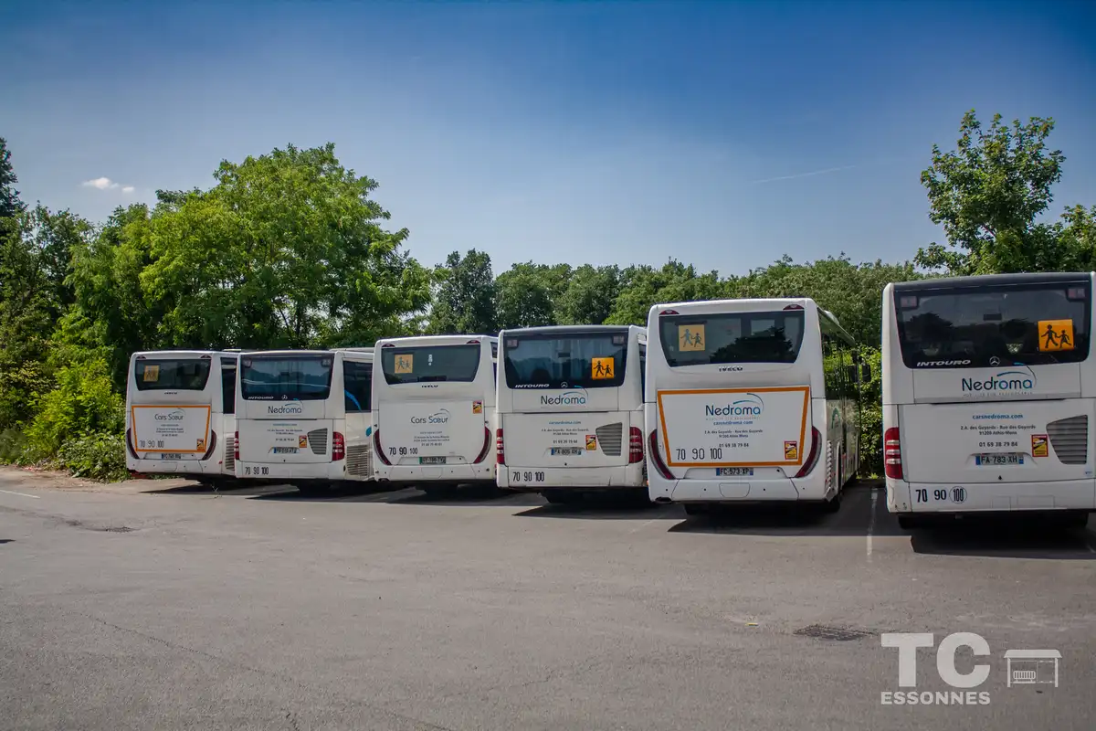 Disposition des autocars - Cars Soeur