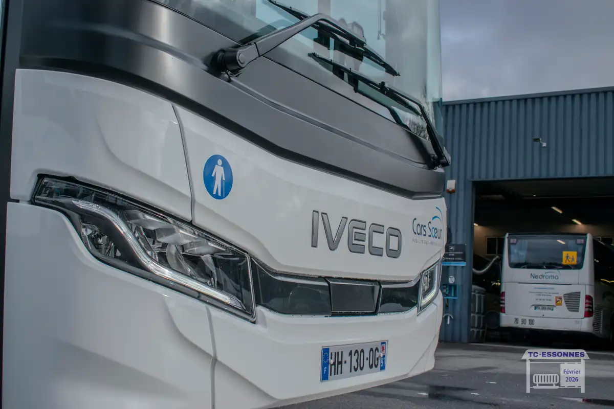 130 - IVECO Crossway 10m NF