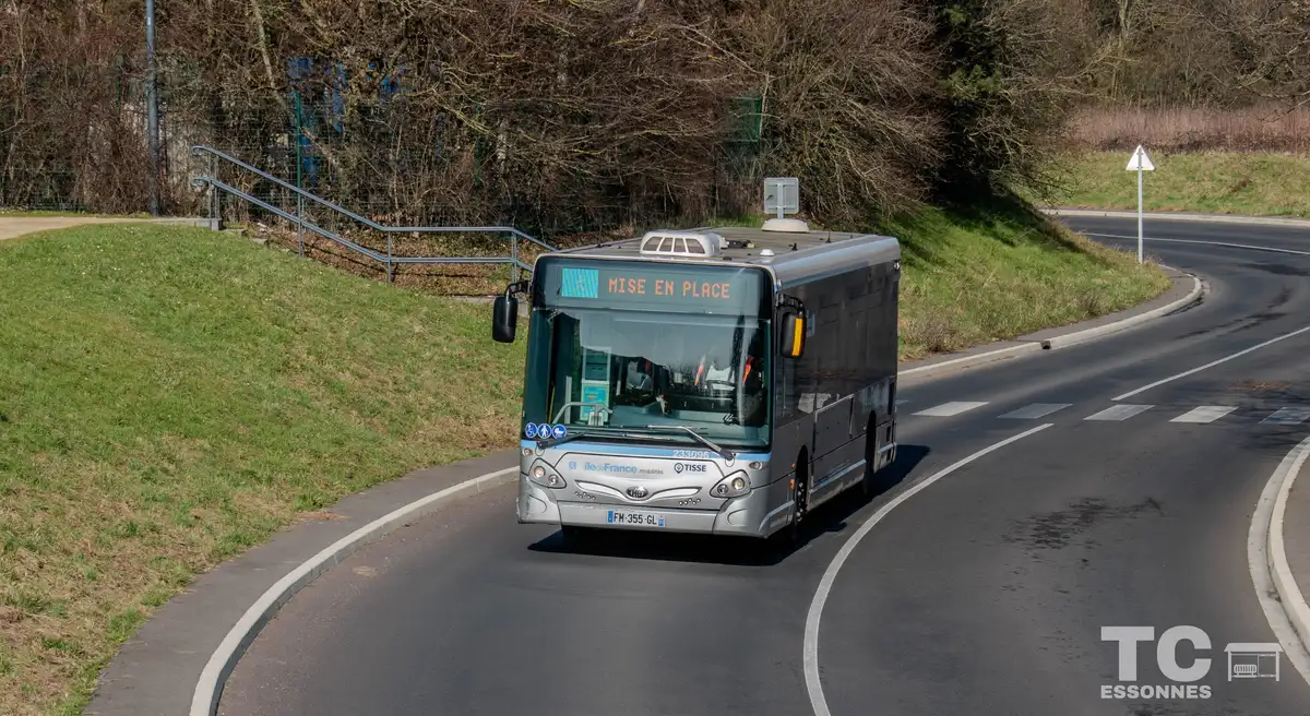 233096 - HeuliezBus GX 137 Long (528)