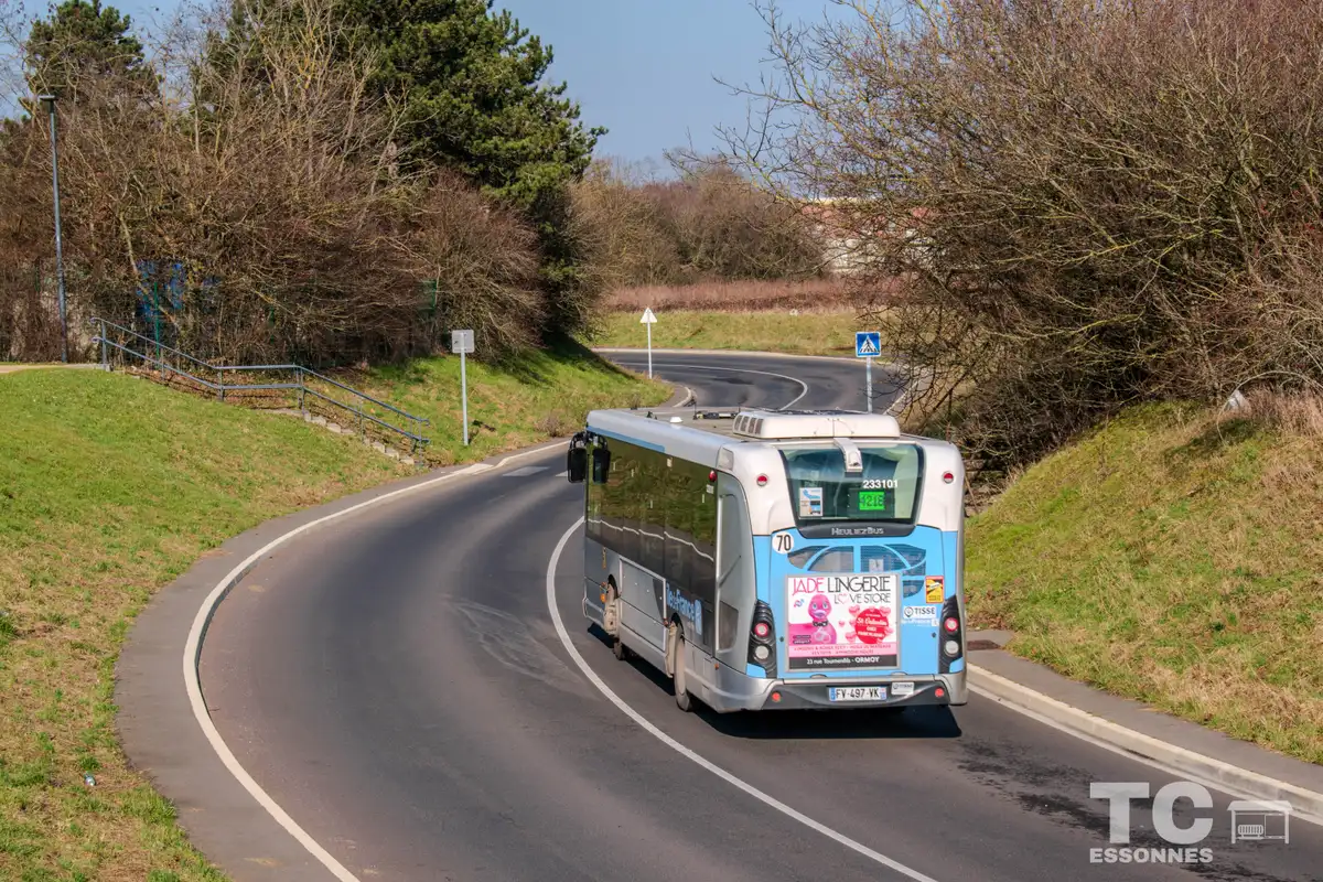 233101 - HeuliezBus GX 137 (533)