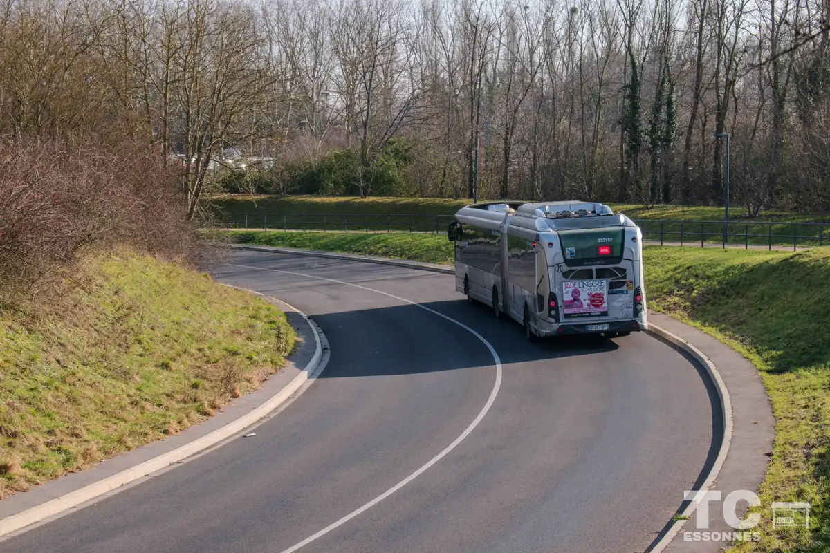 232197 - HeuliezBus GX 437 Hybride (2006)